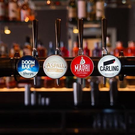 The Cae Mor Hotel ランディドノー エクステリア 写真