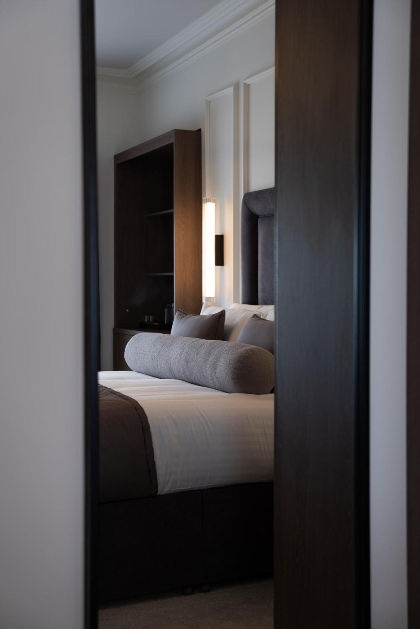 The Cae Mor Hotel ランディドノー エクステリア 写真