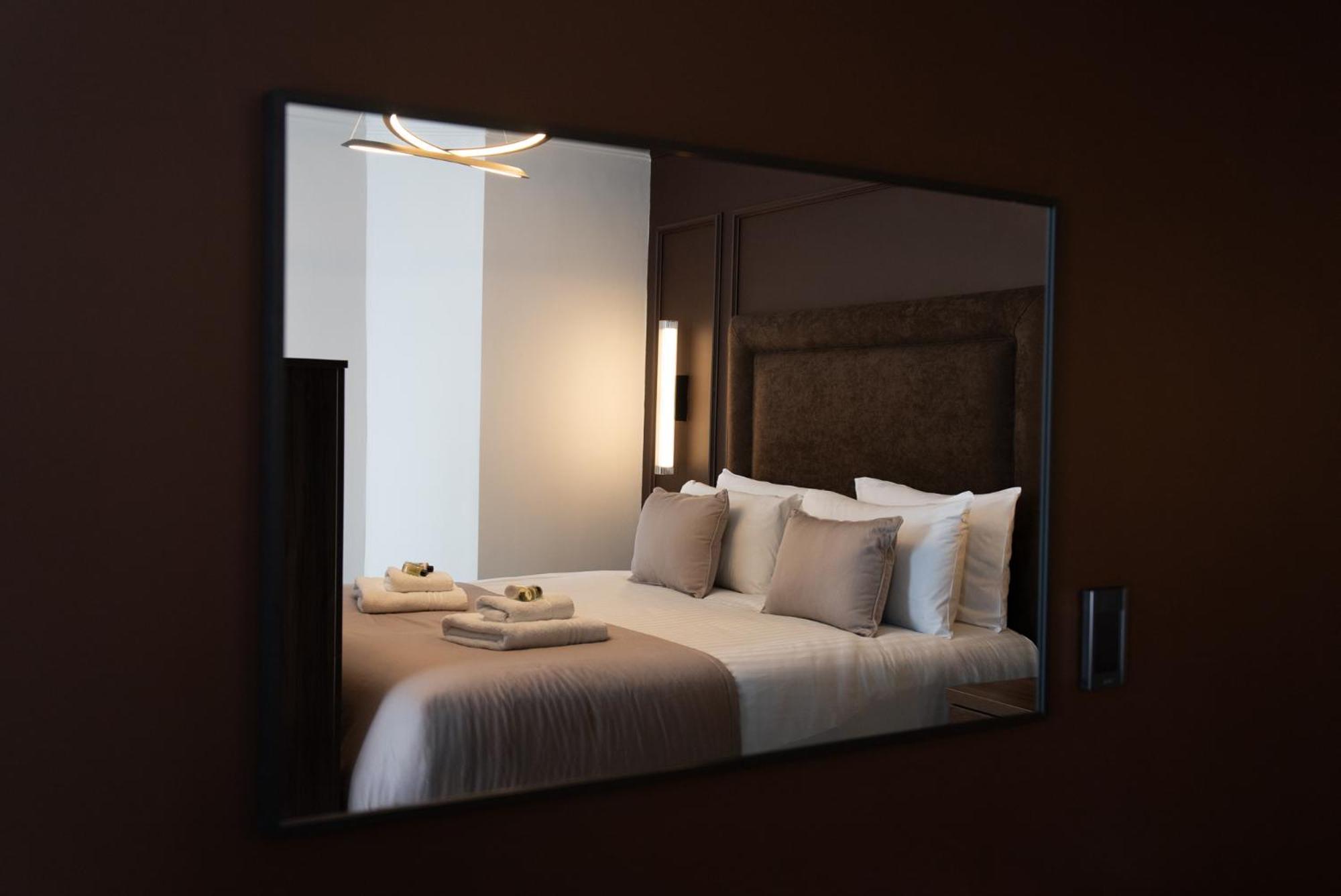 The Cae Mor Hotel ランディドノー エクステリア 写真