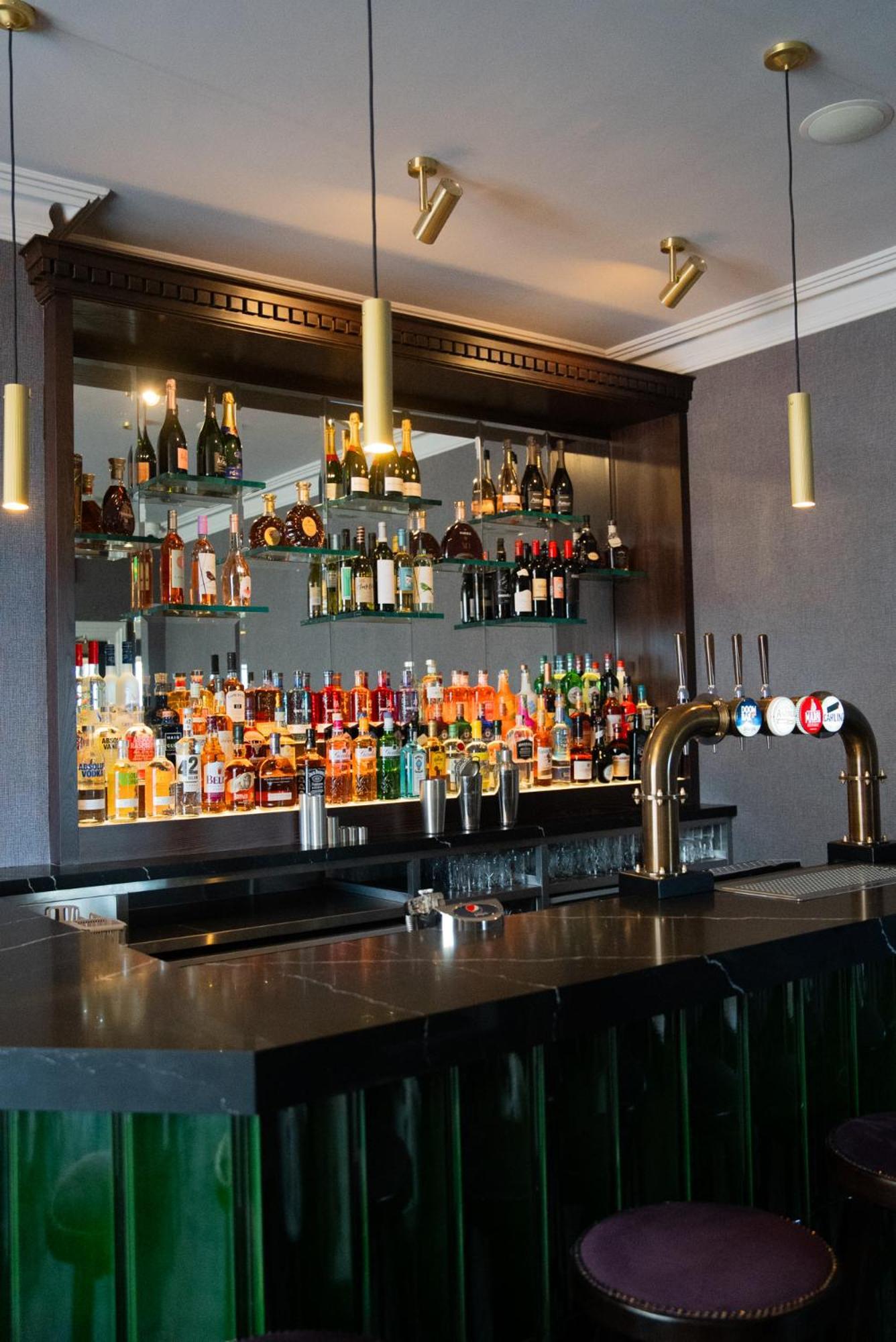 The Cae Mor Hotel ランディドノー エクステリア 写真